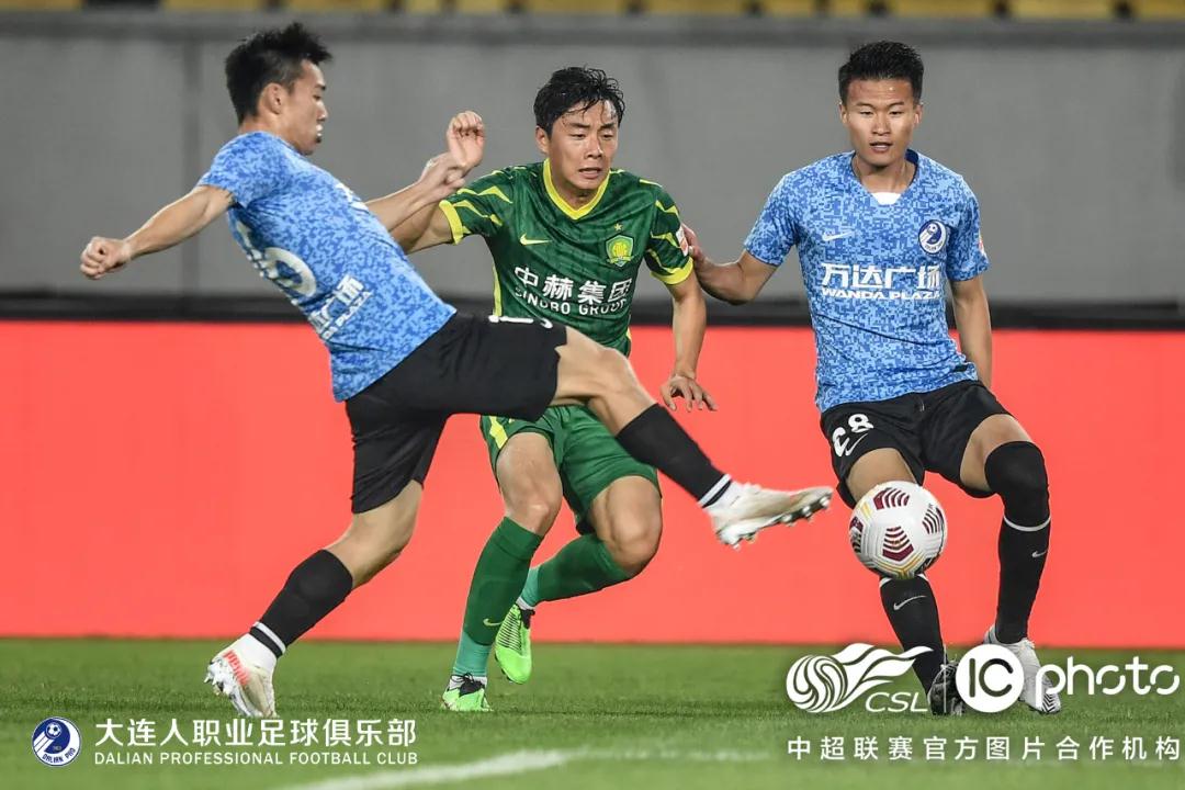 موعد قبل نهائي دوري أبطال أفريقيا 2025كل ما تحتاج إلى معرفته