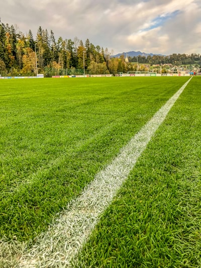 نيوكاسليونايتدضدنوتنغهامفورستمواجهةمثيرةفيالدوريالإنجليزيالممتاز